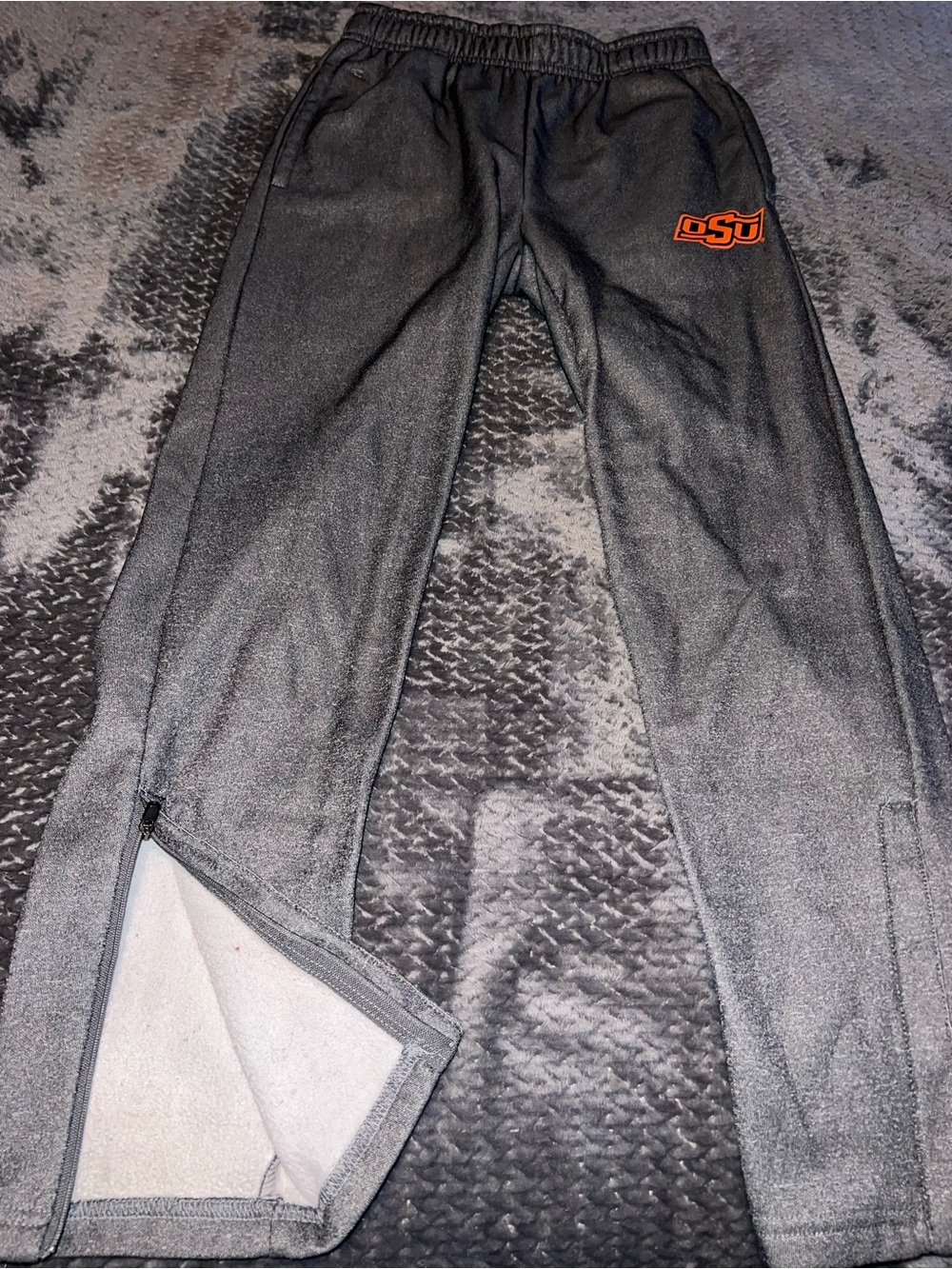 Colosseum OSU grey sweatpants with zipper pants leg, boys S 8-10, college